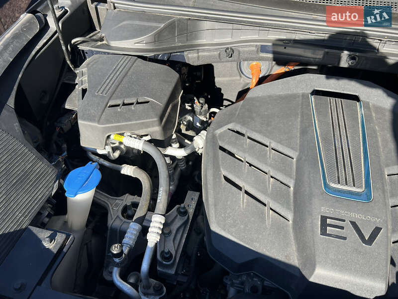 Внедорожник / Кроссовер Kia Niro 2020 в Львове фото 35 Внедорожник / Кроссовер Kia Niro 2020 в Львове