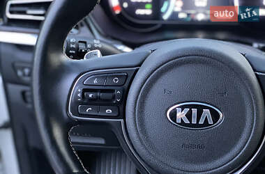 Внедорожник / Кроссовер Kia Niro 2021 в 
