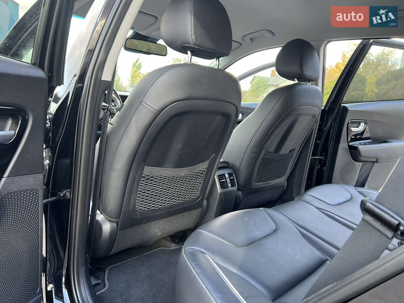 Позашляховик / Кросовер Kia Niro 2020 в Рівному фото 46 Позашляховик / Кросовер Kia Niro 2020 в Рівному