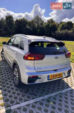 Внедорожник / Кроссовер Kia Niro 2020 в 