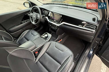 Внедорожник / Кроссовер Kia Niro 2020 в 