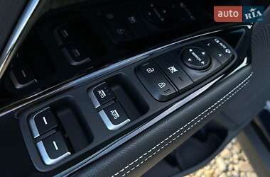 Позашляховик / Кросовер Kia Niro 2020 в  фото 6 Позашляховик / Кросовер Kia Niro 2020 в