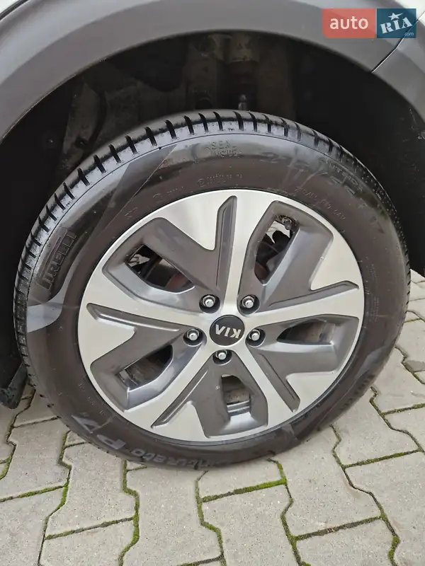 Kia Niro 2020 VIN KNACC81GFL5046654 фото оголошення 9 з 97