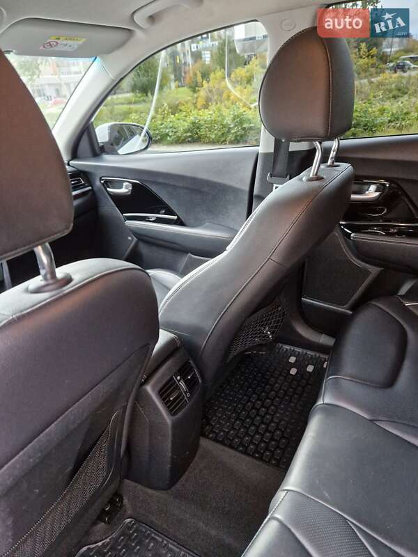 Позашляховик / Кросовер Kia Niro 2020 в Хмельницькому