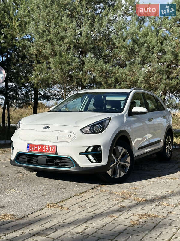 Позашляховик / Кросовер Kia Niro 2020 в Львові фото Позашляховик / Кросовер Kia Niro 2020 в Львові