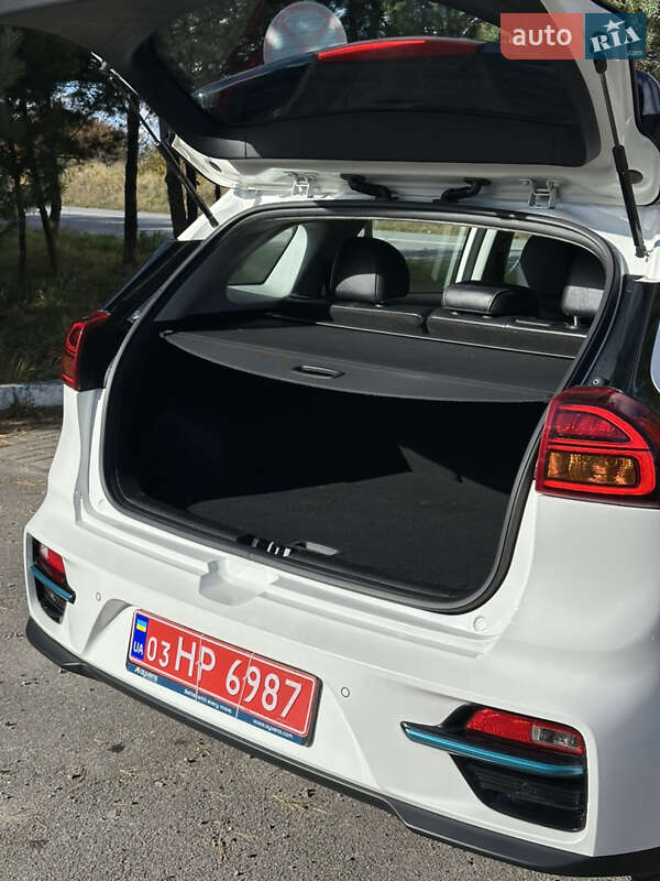 Позашляховик / Кросовер Kia Niro 2020 в Львові фото 26 Позашляховик / Кросовер Kia Niro 2020 в Львові