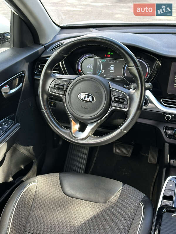 Позашляховик / Кросовер Kia Niro 2020 в Львові фото 37 Позашляховик / Кросовер Kia Niro 2020 в Львові