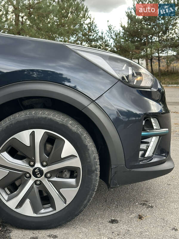 Позашляховик / Кросовер Kia Niro 2020 в Золочеві