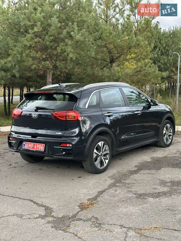 Позашляховик / Кросовер Kia Niro 2020 в Золочеві