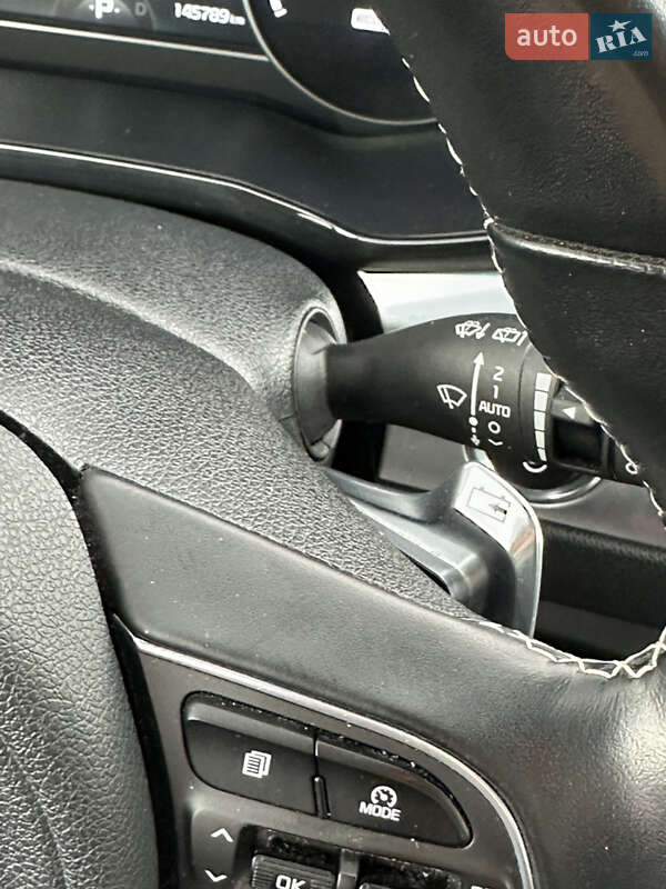 Позашляховик / Кросовер Kia Niro 2020 в Золочеві