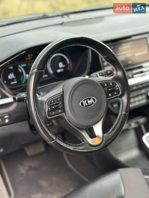 Позашляховик / Кросовер Kia Niro 2020 в Золочеві