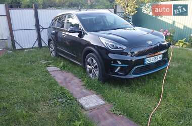 Позашляховик / Кросовер Kia Niro 2019 в  фото 10 Позашляховик / Кросовер Kia Niro 2019 в