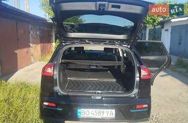 Позашляховик / Кросовер Kia Niro 2019 в  фото 14 Позашляховик / Кросовер Kia Niro 2019 в