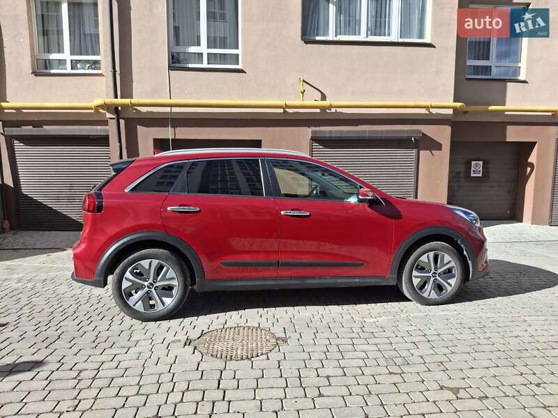 Внедорожник / Кроссовер Kia Niro 2020 в Ивано-Франковске фото 5 Внедорожник / Кроссовер Kia Niro 2020 в Ивано-Франковске
