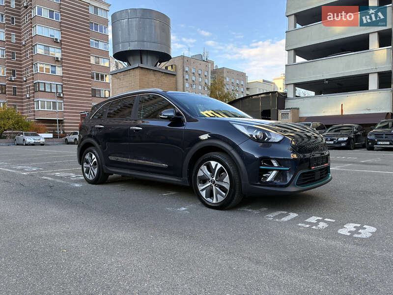 Внедорожник / Кроссовер Kia Niro 2020 в Киеве