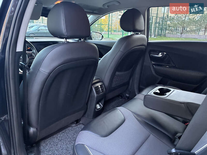 Внедорожник / Кроссовер Kia Niro 2020 в Киеве