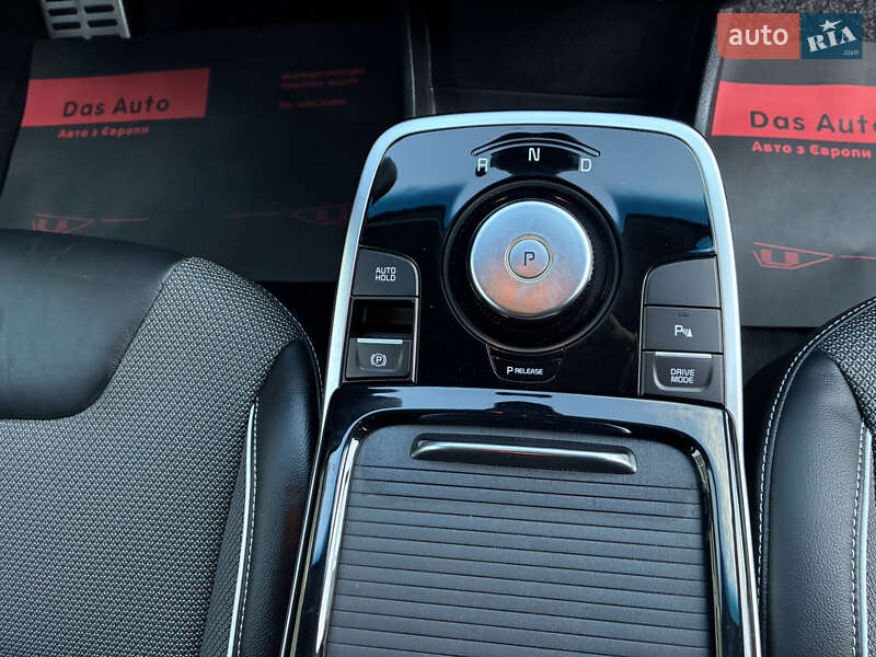 Внедорожник / Кроссовер Kia Niro 2020 в Киеве