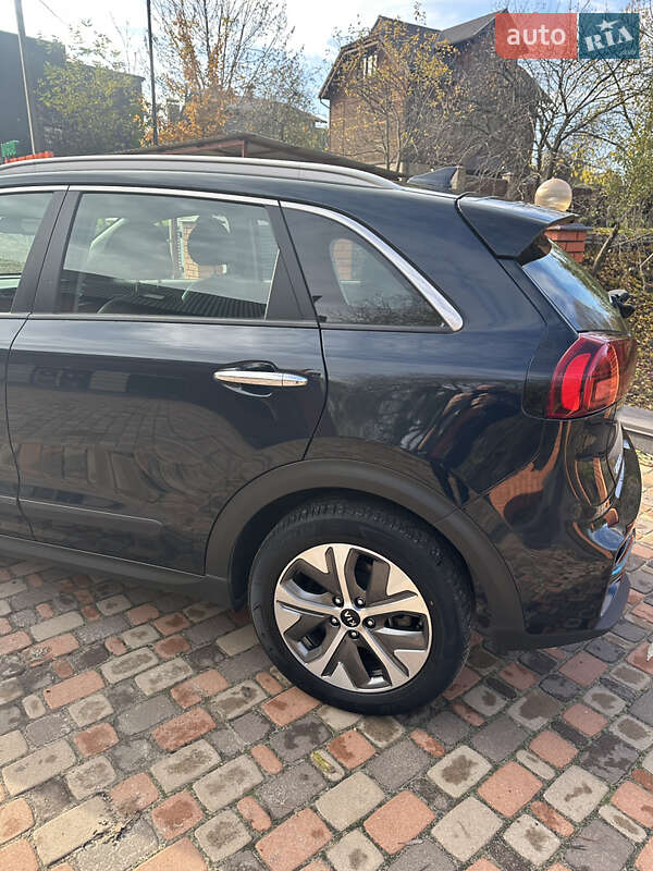 Позашляховик / Кросовер Kia Niro 2020 в Києві