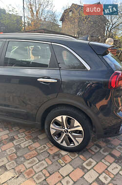 Внедорожник / Кроссовер Kia Niro 2020 в 