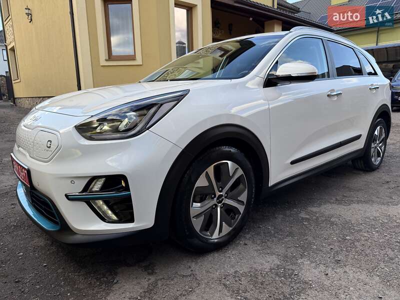 Внедорожник / Кроссовер Kia Niro 2022 в Львове