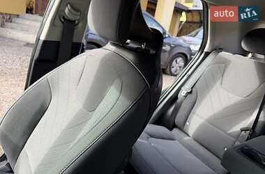 Внедорожник / Кроссовер Kia Niro 2023 в 