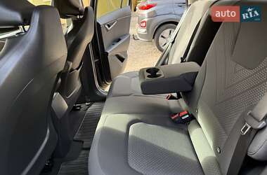 Внедорожник / Кроссовер Kia Niro 2023 в 