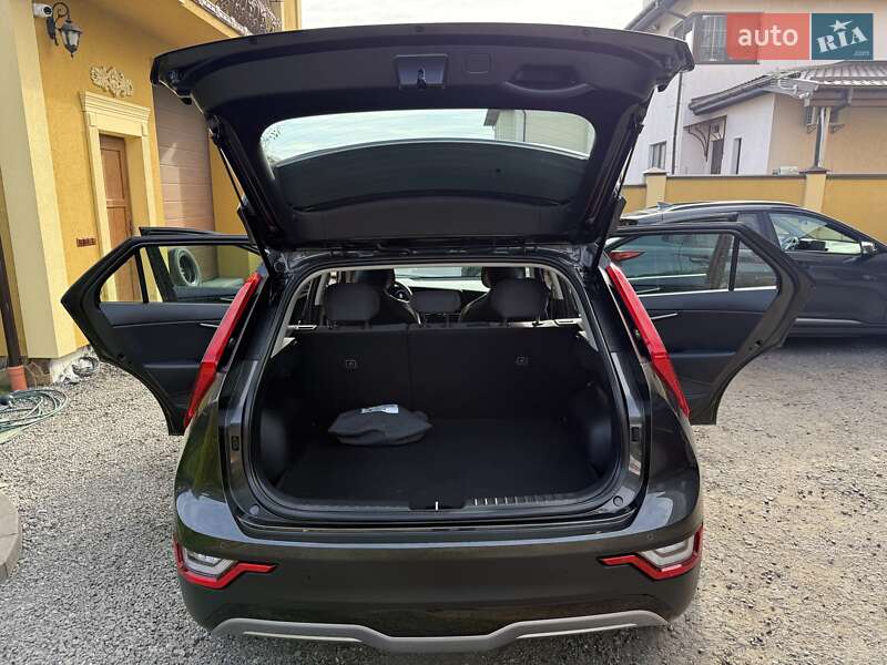 Позашляховик / Кросовер Kia Niro 2022 в Львові