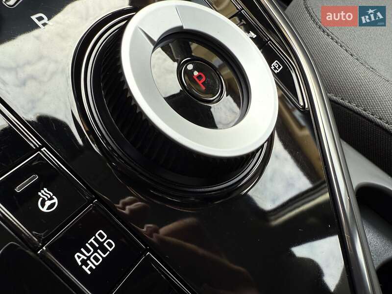 Позашляховик / Кросовер Kia Niro 2022 в Львові