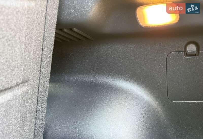 Позашляховик / Кросовер Kia Niro 2022 в Львові