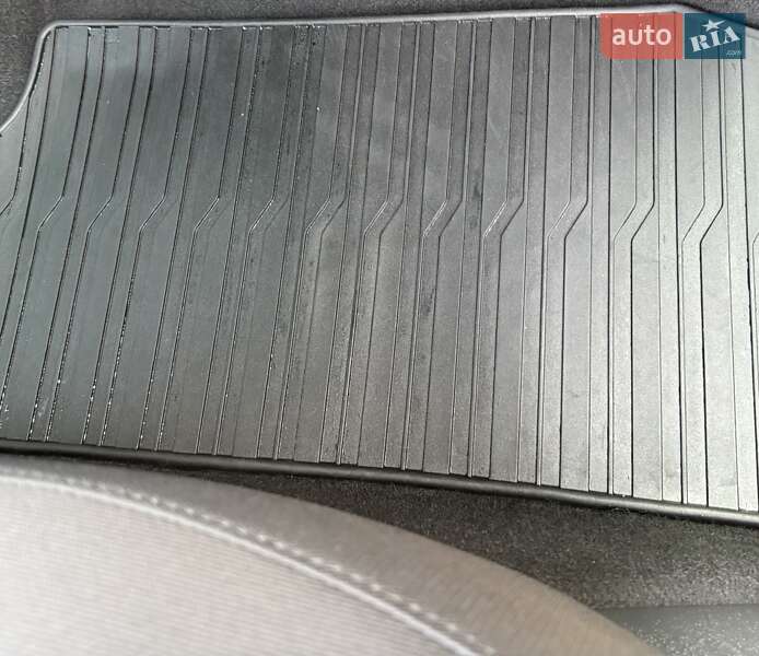 Позашляховик / Кросовер Kia Niro 2022 в Львові