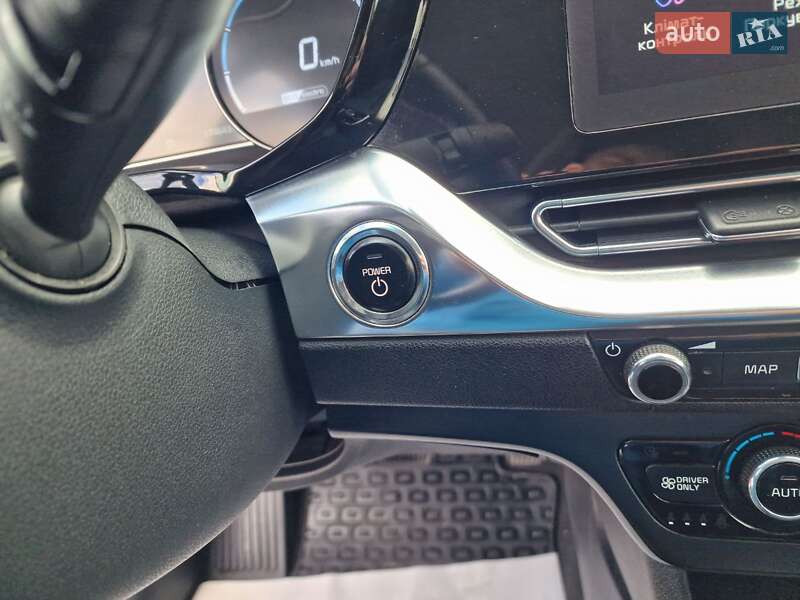 Позашляховик / Кросовер Kia Niro 2022 в Вінниці