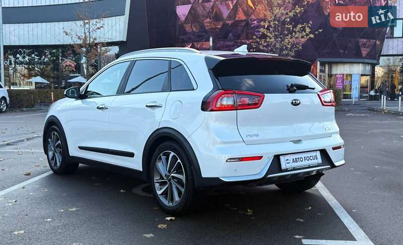 Внедорожник / Кроссовер Kia Niro 2017 в Киеве фото 5 Внедорожник / Кроссовер Kia Niro 2017 в Киеве