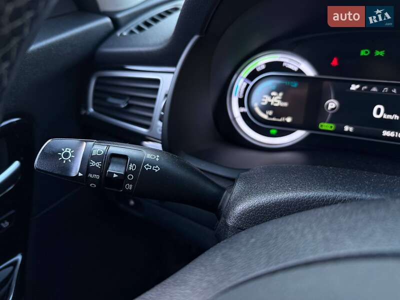 Внедорожник / Кроссовер Kia Niro 2017 в Киеве фото 17 Внедорожник / Кроссовер Kia Niro 2017 в Киеве