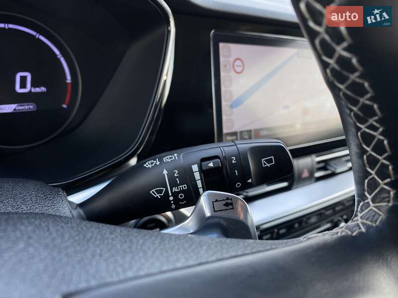 Внедорожник / Кроссовер Kia Niro 2020 в Львове