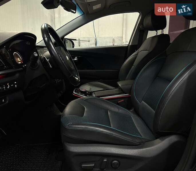 Внедорожник / Кроссовер Kia Niro 2020 в Львове фото 32 Внедорожник / Кроссовер Kia Niro 2020 в Львове