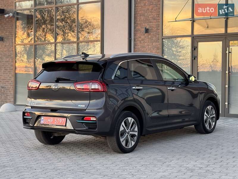 Внедорожник / Кроссовер Kia Niro 2019 в Тернополе