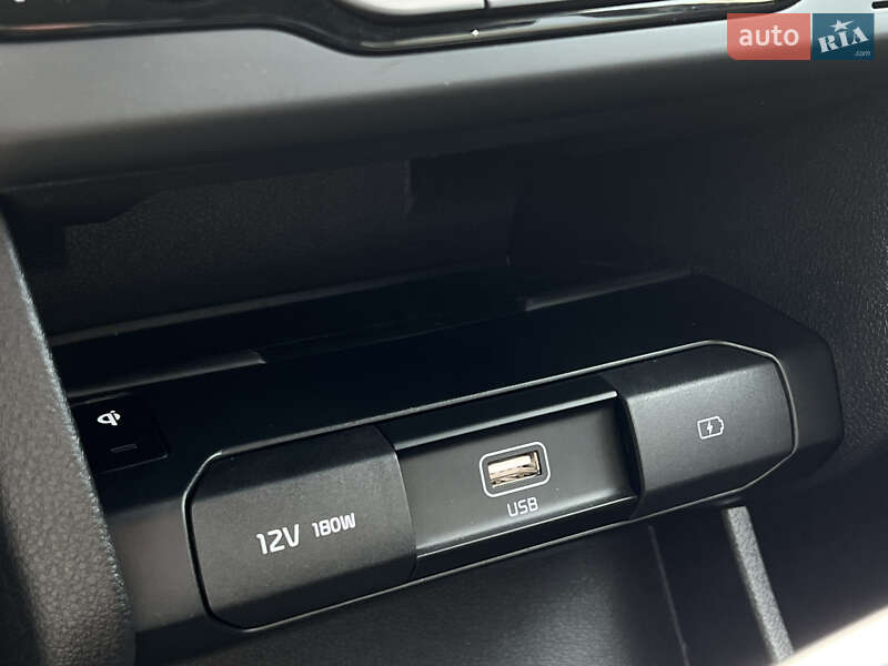 Позашляховик / Кросовер Kia Niro 2021 в Луцьку фото 57 Позашляховик / Кросовер Kia Niro 2021 в Луцьку