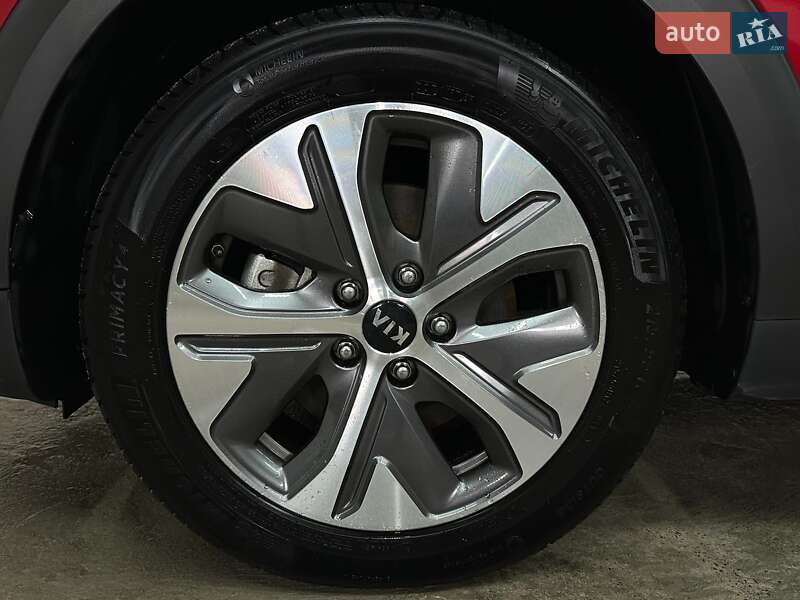 Внедорожник / Кроссовер Kia Niro 2020 в Львове