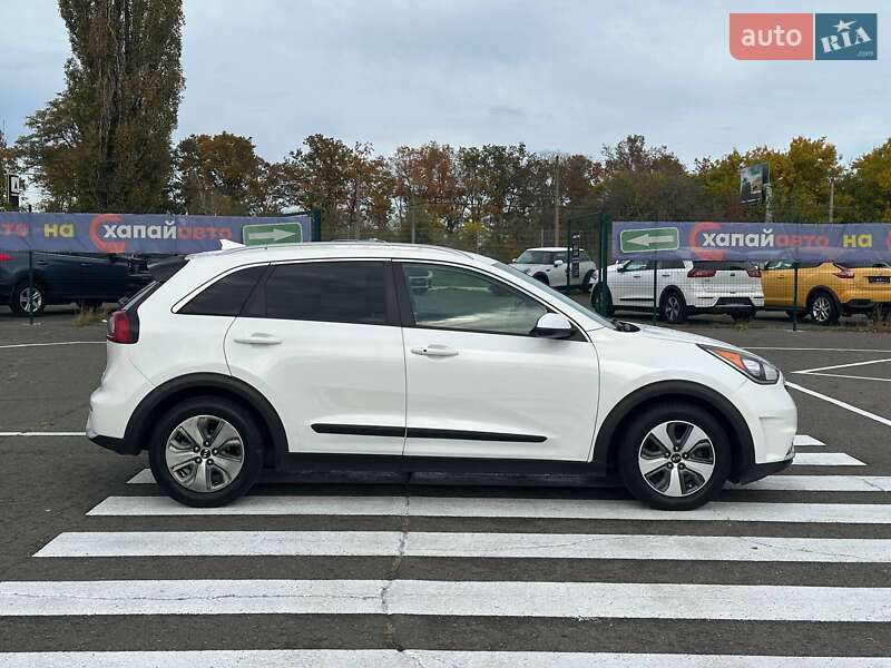 Позашляховик / Кросовер Kia Niro 2018 в Одесі