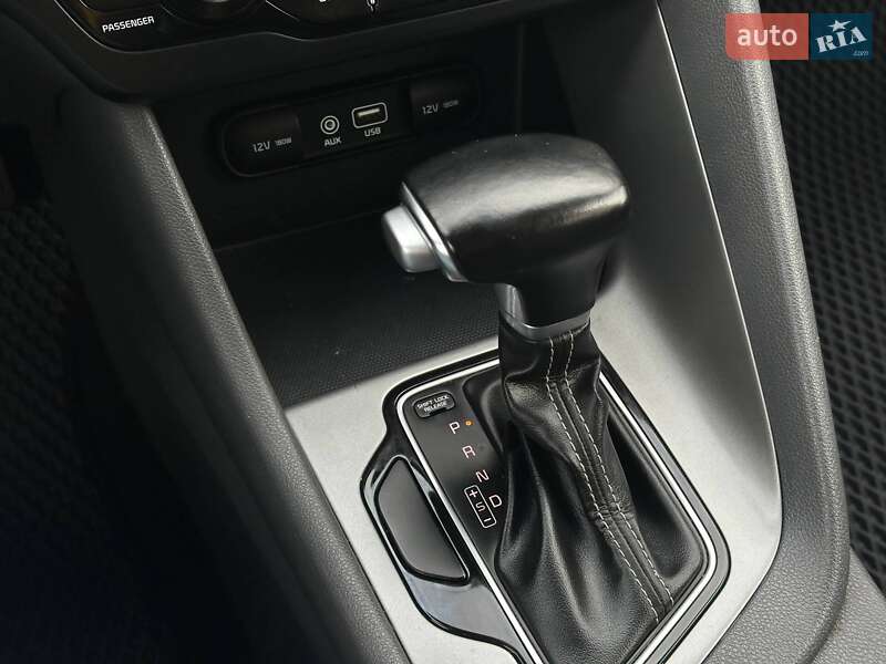 Позашляховик / Кросовер Kia Niro 2018 в Одесі