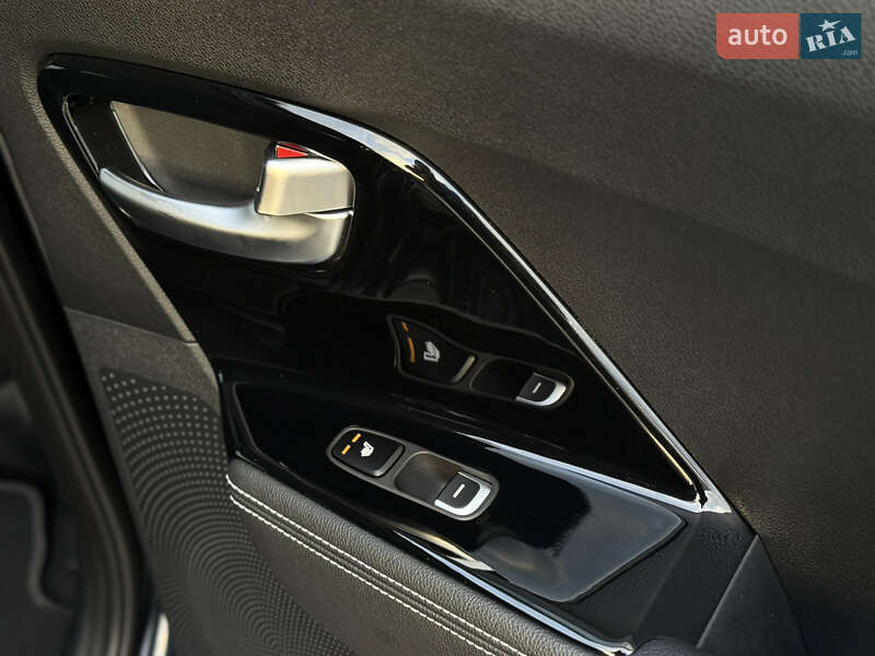 Внедорожник / Кроссовер Kia Niro 2021 в Киеве