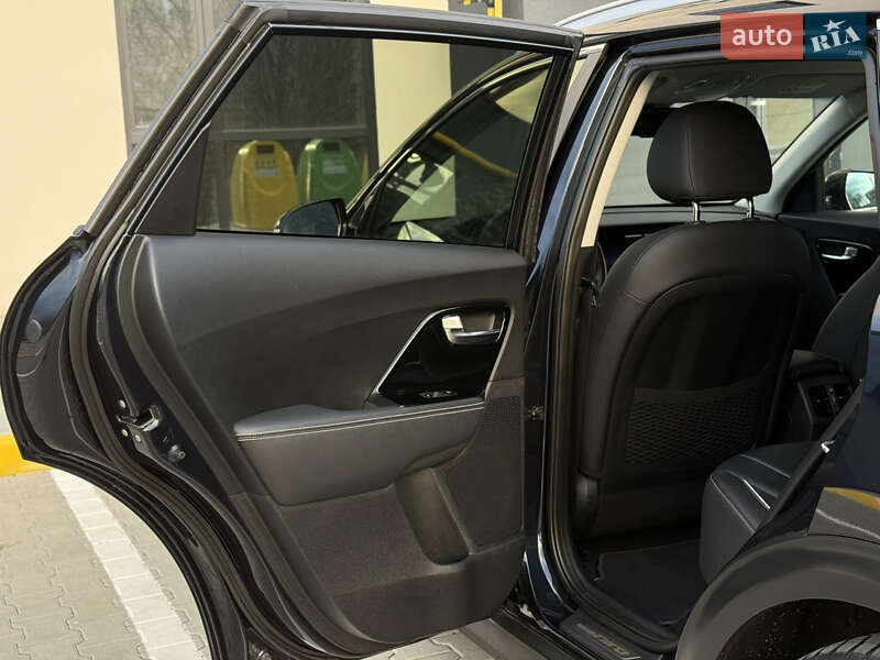 Внедорожник / Кроссовер Kia Niro 2021 в Киеве
