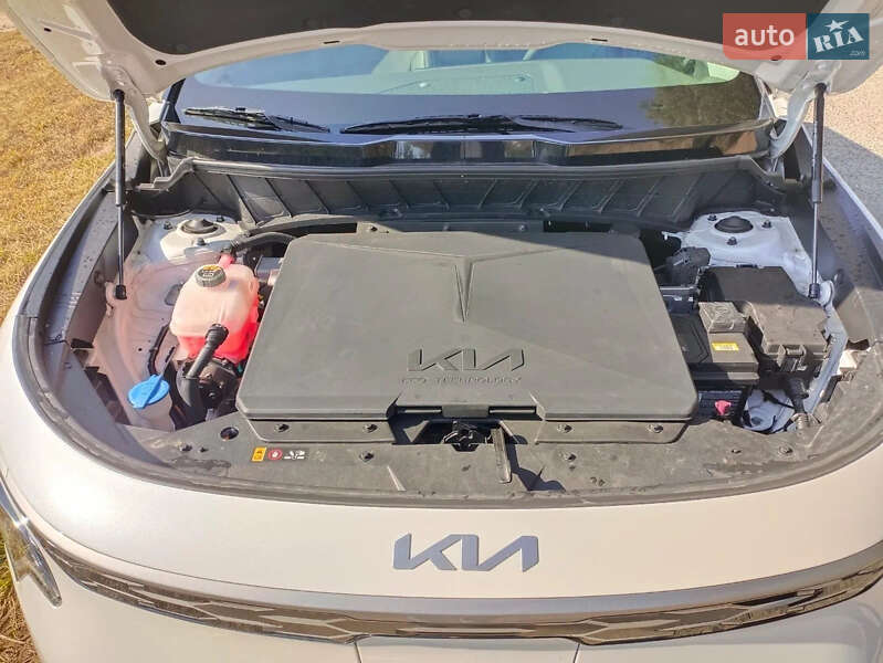 Внедорожник / Кроссовер Kia Niro 2023 в Измаиле фото 7 Внедорожник / Кроссовер Kia Niro 2023 в Измаиле