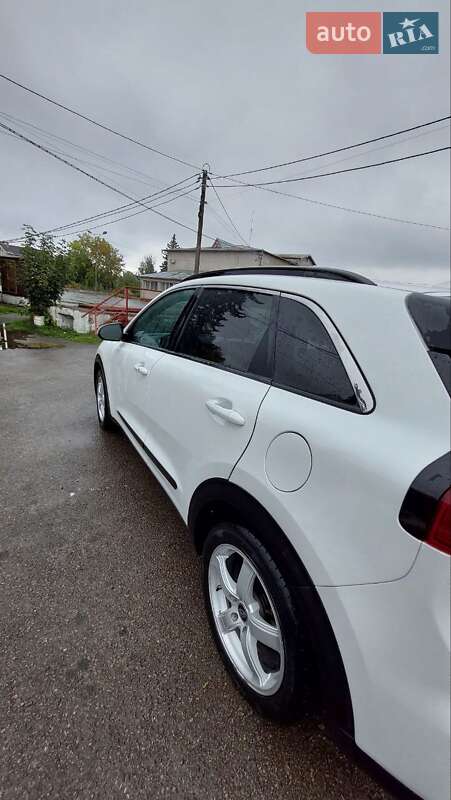 Внедорожник / Кроссовер Kia Niro 2018 в Тысменице фото 3 Внедорожник / Кроссовер Kia Niro 2018 в Тысменице