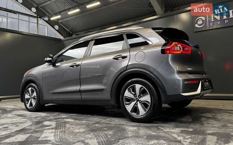 Внедорожник / Кроссовер Kia Niro 2017 в Киеве фото 10 Внедорожник / Кроссовер Kia Niro 2017 в Киеве