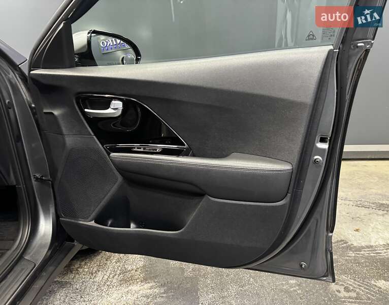 Внедорожник / Кроссовер Kia Niro 2017 в Киеве фото 38 Внедорожник / Кроссовер Kia Niro 2017 в Киеве