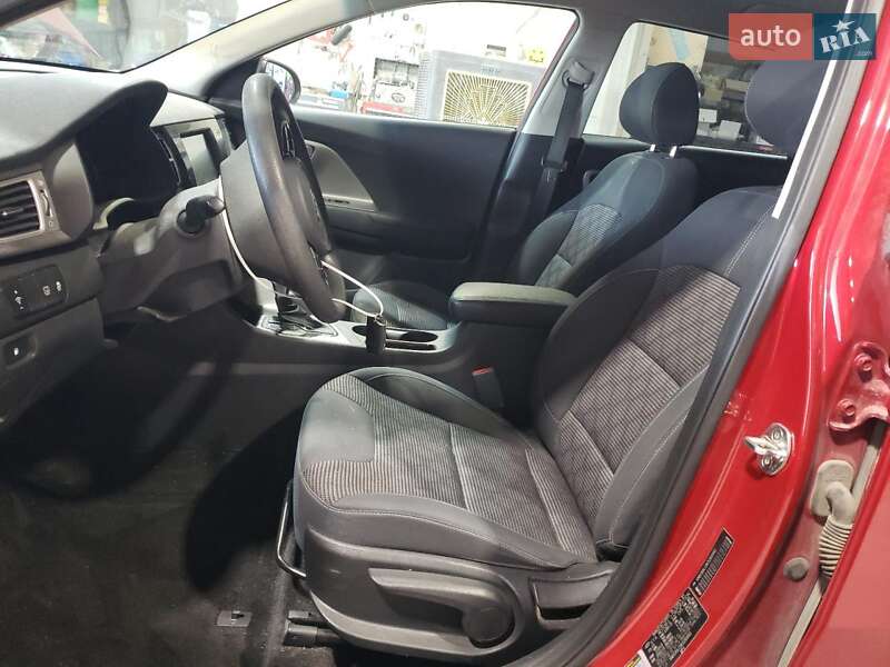 Внедорожник / Кроссовер Kia Niro 2019 в Львове фото 7 Внедорожник / Кроссовер Kia Niro 2019 в Львове