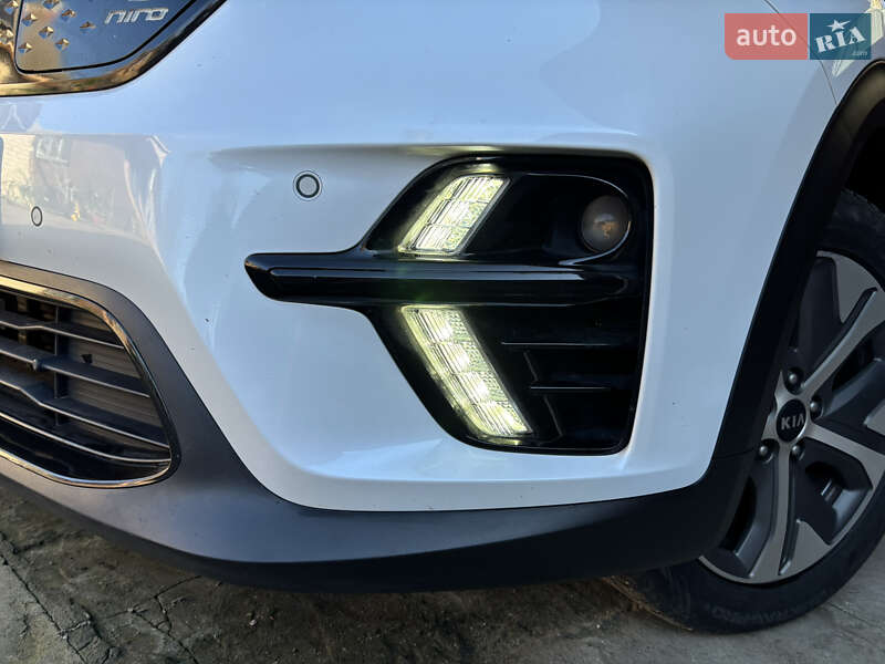 Позашляховик / Кросовер Kia Niro 2020 в Черкасах