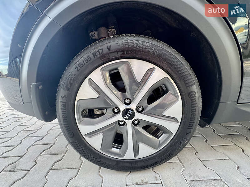 Внедорожник / Кроссовер Kia Niro 2020 в Луцке фото 13 Внедорожник / Кроссовер Kia Niro 2020 в Луцке