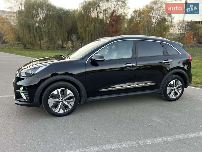Внедорожник / Кроссовер Kia Niro 2021 в Ивано-Франковске